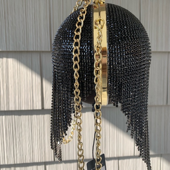 UNIQUE Black Rhinestone Fringe Ball Clutch Bag - Picture 2 of 13